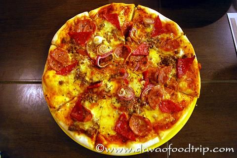 Boyds Pizza House - Garlic Bread House: double Meaty Jeff Special