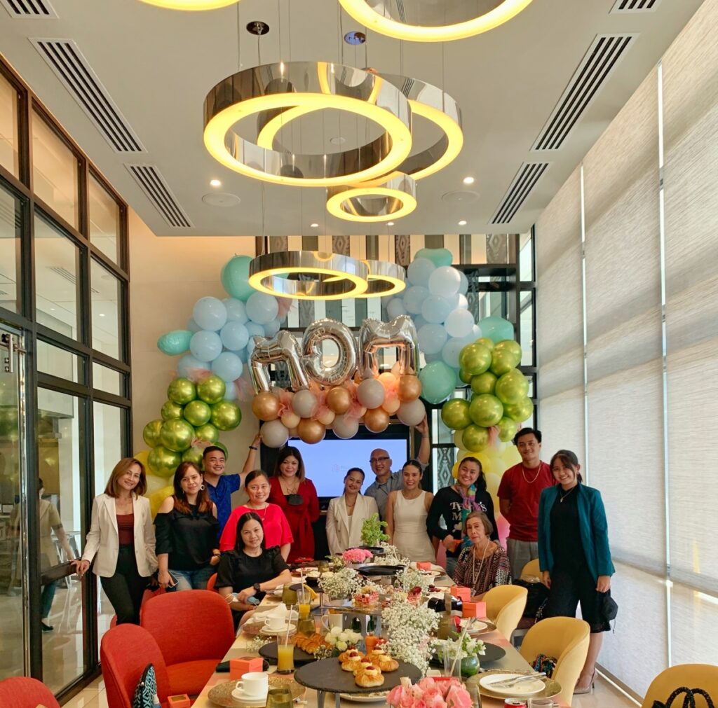 CDOSM Lannie Merilo, Chef Alex Destriza, and MarCom Faith Dimaano with Davao media writers and influencers