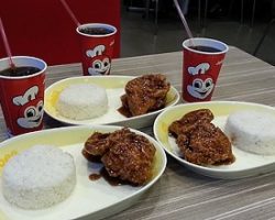 Extraordinarylicious Glazed Chickenjoy from Jollibee